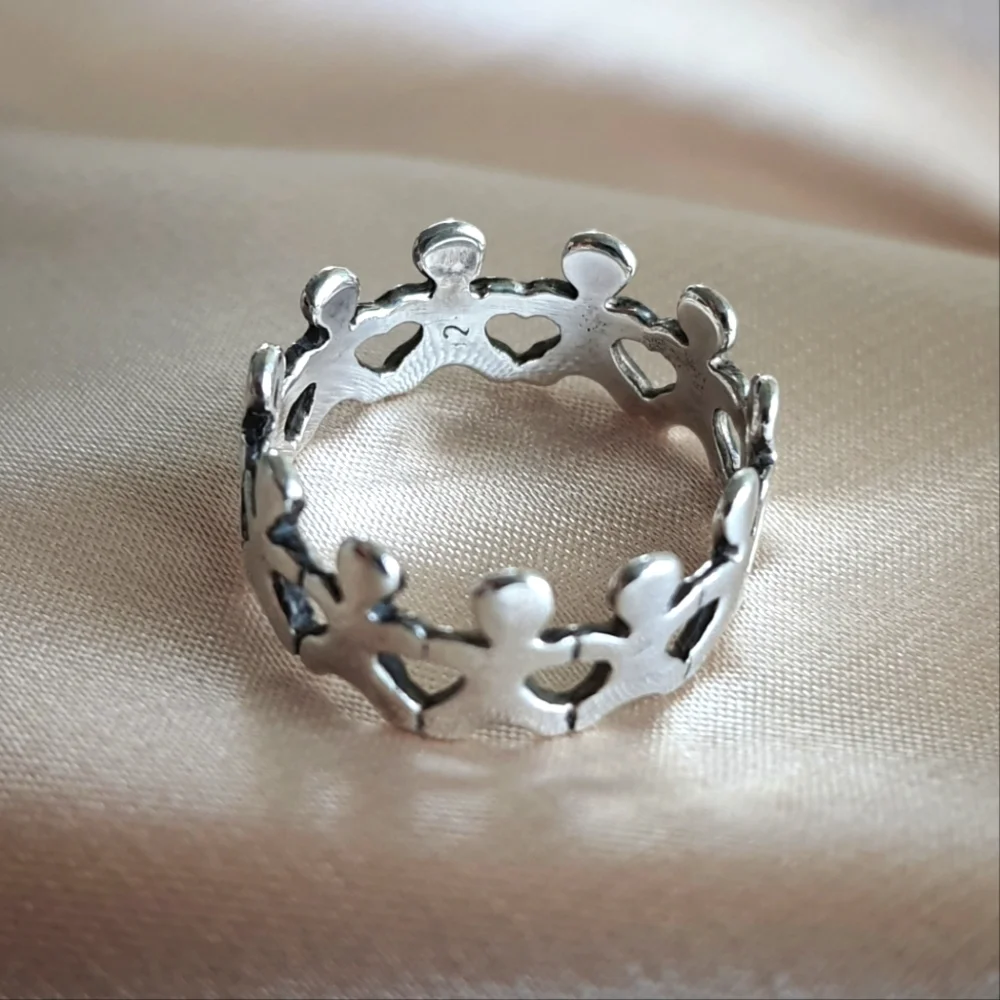 Ring - Picture 2 of 3